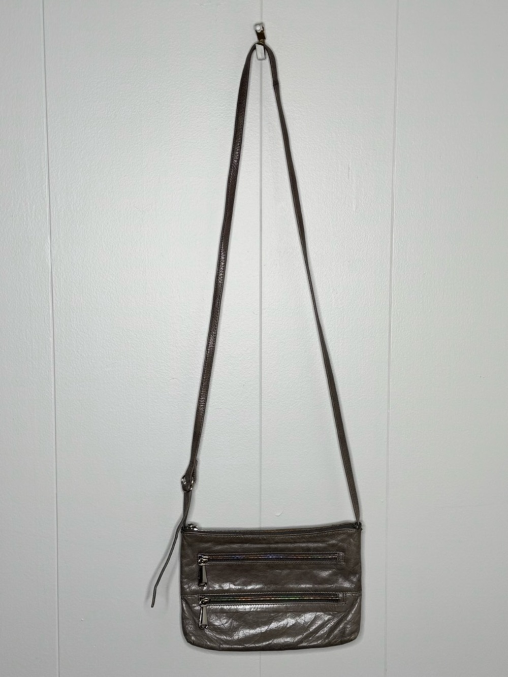 Hobo The Original Gray Leather Crossbody Bag with Front Zip Pockets